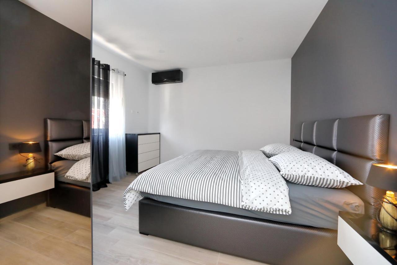 Apartmani More Bibinje Luaran gambar