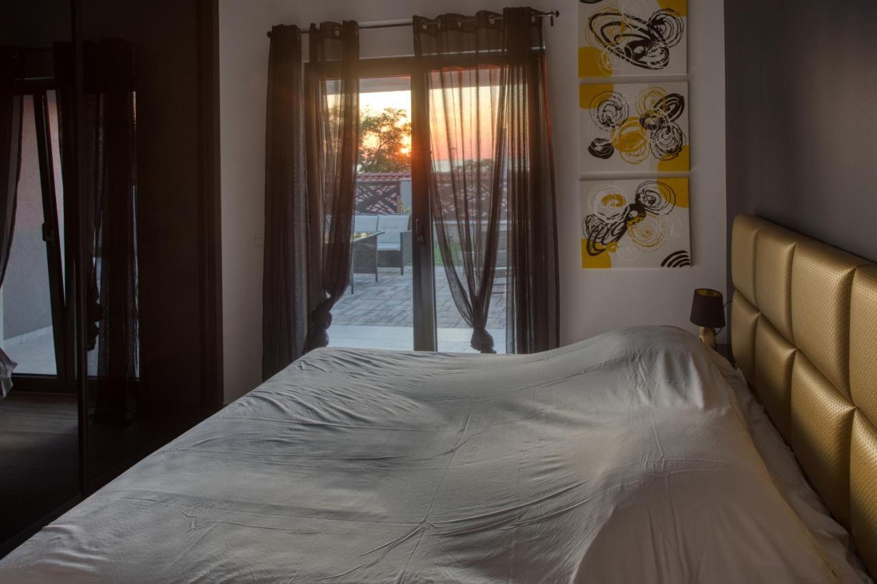 Apartmani More Bibinje Luaran gambar